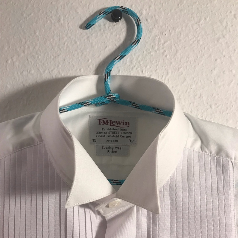 Brand New Fitted Pleated Wing Collar Tuxedo Shirt